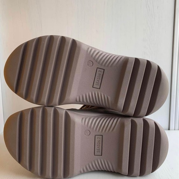 Adidas Yeezy Season 7 Dessert Boot - Picture 5 of 7